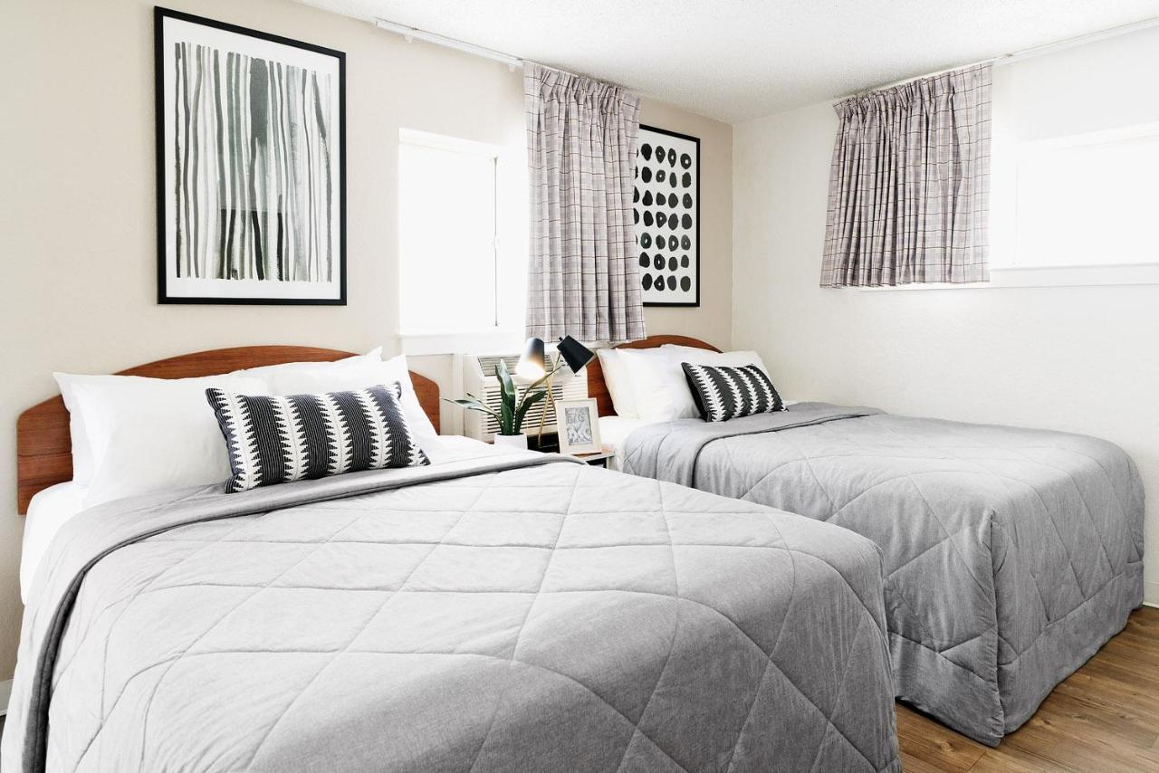 Intown Suites Extended Stay West Palm Beach Fl - Military Trail Rd Buitenkant foto